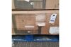 1 X BRAND NEW BOXED BLACK REEBOK GT40 S TREADMILL WITH 5 LCD DISPLAY - 36 PRE SET PROGRAMMES - 12 POWER INCLINE LEVELS ETC RRP £ 799.99 - IN 1 BOX ( SLIGHT STRAP DAMAGE ON BOX ) - 2