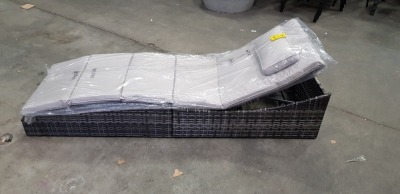 1 X BRAND NEW STUDIO FOLDING RATTAN LOUNGER - WITH FULL LENGTH CUSHION AND HEADREST CUSHION - IN GREY COLOUR - IN 1 BOX