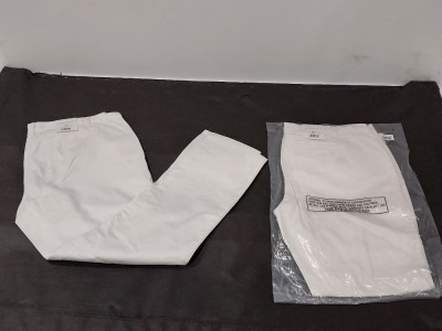 27 X BRAND NEW AEROPOSTALE WOMENS CHINO TROUSERS IN WHITE IN SIZE 26R - IN ONE BOX