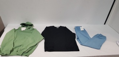 20 X BRAND NEW MIXED LAUNDRY CLOTHING LOT CONTAINING HOODIES , TRACKSUIT BOTTOMS , T-SHIRTS IN MIXED COLOURS AND SIZES ETC IN ONE TRAY - TRAY NOT INCLUDED