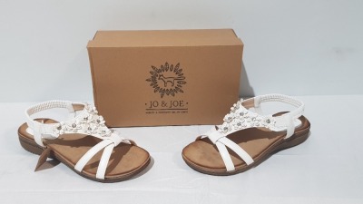 13 X BRAND NEW JO & JOE NAPLES WOMEN'S SANDALS IN WHITE IN SIZE'S 2 IN SIZE 4 , 5 IN SIZE 5 , 6 IN SIZE 6 , IN ONE LARGE BOX