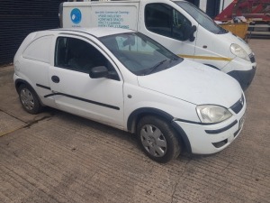 WHITE VAUXHALL CORSAVAN CDTI 16 DIESEL CAR DERIVED VAN 1248CC FIRST REGISTERED 1/9/2005 REG: WV55GNN NO KEY MILEAGE: CURRENT UNKNOWN NO V5 MOT EXPIRED 22/4/24