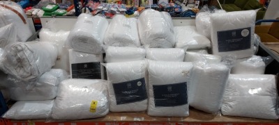 LARGE AMOUNT OF BRAND NEW MIXED BEDDING LOT CONTAINING SUPER LIGHTWEIGHT LUXURY DUVET SIZE DOUBLE - GOOSE AND FEATHER DOWN SINGLE DUVET 10.5 TOG - SUMMER DUVET SIZE DOUBLE 200CM X 200CM - COROVIN MATTRESS PAD ELASTIC STRAPS ETC ON A FULL BAY