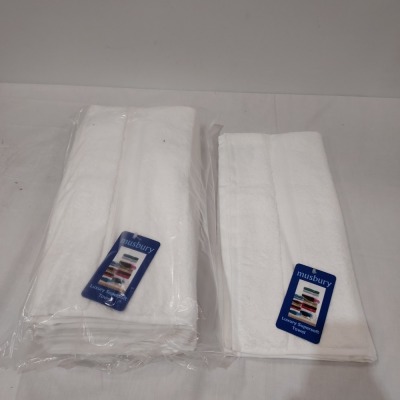 30 X BRAND NEW MUSBURY FABRICS SUPERSOFT TOWELS IN WHITE SIZE 50 X 90 IN ONE BOX