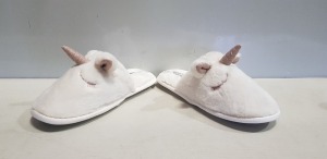 9 X BRAND NEW CHATTERBOX UNICORN SLIPPERS IN WHITE IN UK SIZE 2-3 IN ONE BOX