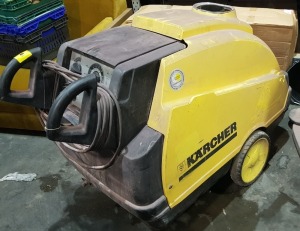 1 X KARCHER (HDS 601 C) ECO DIESEL HIGH PRESSURE STEAM WASHER - NO HOSES OR ATTACHMENTS