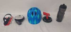 40 X BRAND NEW MIXED BIKE LOT CONTAINING KROSS BIKE HELMET IN BLUE/ GREEN - DEMIX BIKE GLOVES SIZE SMALL/MEDIUM IN BLACK - STERN BIKE BELL - STERN TRAINING BICYCLE TRAINING WHEELS - ZEFAL BOTTLE HOLDER - KROSS TOP BAG - CST 26 BIKE INNER TUBE - ZEFAL SENS