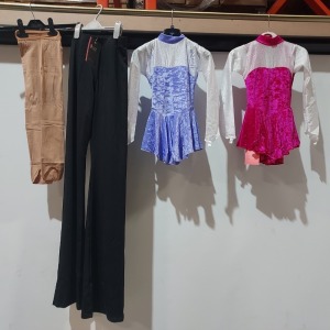 60 X BRAND NEW MIXED KIDS DANCEWEAR LOT CONTAINING 25 LONG SLEEVED SKATING DRESSES WITH TURTLENECK IN COLOUR CERISE PEONY SIZES INCLUDE 11 IN SIZE 0 - 3 IN SIZE 1 - 3 IN SIZE 2 - 10 IN SIZE 3A - 14 SLEEVED SKATING DRESSES IN LILAC - 4 IN SIZE 0 - 10 IN 