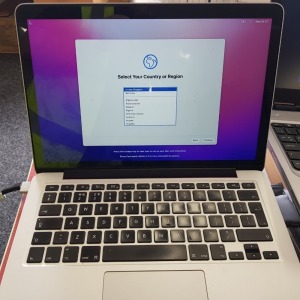 APPLE MACBOOK PRO A1502 EMC 2835 SER NO C02PM2VTFVH3 - FACTORY RESET - WITH CHARGER