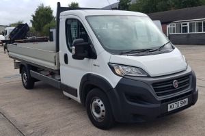 WHITE FIAT DUCATO 35 MAXI MULTIJET 1 DIESEL DROPSIDE LORRY 2287CC FIRST REGISTERED 23/9/2020 REG: MX70SNN MILEAGE : 105,994 1 KEY MOT EXPIRES 22/9/24