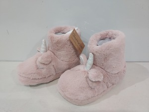 10 X BRAND NEW KIDS SLIPPER UNICORN BOOTS STYLE NAME LOTTIE IN PINK IN SIZE SMALL UK11/12 IN ONE BOX