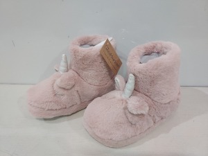 10 X BRAND NEW KIDS SLIPPER UNICORN BOOTS STYLE NAME LOTTIE IN PINK IN SIZE SMALL UK11/12 IN ONE BOX