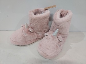 10 X BRAND NEW ADULT'S SLIPPER UNICORN BOOTS STYLE NAME LOTTIE IN PINK IN SIZE XL UK 4/5 IN ONE BOX