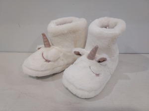 10 X BRAND NEW KID'S SLIPPER UNICORN BOOTS STYLE NAME LOTTIE IN CREAM IN SIZE MEDIUM UK 13/1 IN ONE BOX