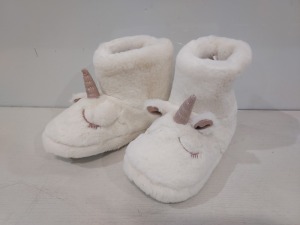 10 X BRAND NEW KID'S SLIPPER UNICORN BOOTS STYLE NAME LOTTIE IN CREAM IN SIZE MEDIUM UK 13/1 IN ONE BOX