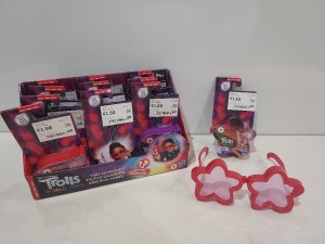 720 X BRAND NEW DREAMWORKS TROLLS KIDS STAR SHAPE GLASSES WITH TINY DANCERS FOR YOUR FINGERS - IN 60 BOXES OF 12