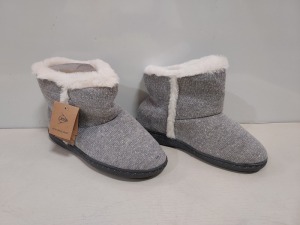 19 X BRAND NEW MIXED SLIPPER BOOTS 16 IN LIGHT GREY / WHITE IN SIZES 9 IN SIZE UK4 AND 7 IN SIZE UK 6 , 2 IN DARK GREY /WHITE IN SIZES 1 IN UK 5 AND 1 IN UK 3 IN TOW BOXE'S