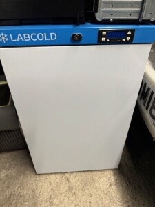 1 X WHITE& BLUE LABCOLD FRIDGE ****PLEASE NOTE ASSET IS LOCATED IN CROYDON AND MUST BE COLLECTED IN PERSON BY 30TH AUGUST TO AVOID STORAGE CHARGES ****