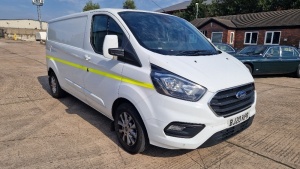 WHITE FORD TRANSIT CUSTOM 300 LIMITED DIESEL PANEL VAN 1995CC FIRST REGISTERED 19/8/2020 REG: BJ20KPX MILEAGE: 94,889 2 KEYS V5, MOT UNTIL 2/12/24 WITH AIRCON & CRUISE CONTROL TOWBAR & ELECTRICS