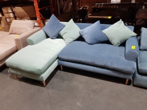 1 X BRAND NEW 4 -SEATER CORNER SOFA IN GREEN/ BLUE SIZE L 240 X W 160 X H 85 CM