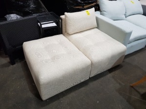 3 X FURNITURE LOT CONTAINING ONE BACK-REST CHAIR WITH FOOT STOOL IN CREAM SIZE L 75 X W 100 X H 70 , FOOTSTOOL SIZE L 80 X W 70 X 45CM AND SET OF 3 GLASS SIDE TABLE'S