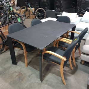 1 X DINING ROOM SET - GLASS TABLE WITH 5 CHAIRS IN BLACK