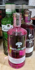 10 X BRAND NEW MIXED GIN LOT CONTAINING , 4 BOTTLES OF WHITLEY NEILL GIN , BLACK CHERRY,PINK GRAPEFRUIT AND ORIGINAL , 5 BOTTLES OF GORDONS DRY GIN , ALL 70CL