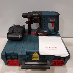 1 X BOSCH BRUSHLESS MOTOR HAMMER DRILL ( GBH 18V-21 ) WITH CARRY CASE / 1 X BOSCH 18V 4.0 AH LI-ION BATTERY AND CHARGER