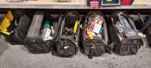 5 X VARIOUS TOOLBAGS WITH VARIOUS HAND TOOLS TO INCLUDE CHISELS / HAMMERS / MAGNUSSON CLUB HAMMER / MARTINDALE SOCKET TESTER / OPTICAL POWER METER / MEASURE TAPES / HACK SAWS / SOCKET TESTERS / GRIPS / NAILS / ZIP TIES / ETC - IN 5 BAGS