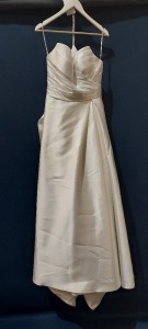 1 X BRAND NEW DONNA SALADO DRESS , STYLE - MILAN , SIZE - UK14 , COLOR - IVORY , RRP - £850