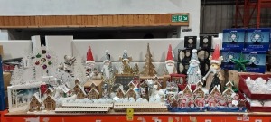 FULL BAY OF MIXED PREMIER CHRISTMAS LOT CONTAINING 49CM LIT RESIN GREY SNOWMAN AND SANTA CLAUS ORNAMENT'S , 44CM LIT RESIN BIRDS ON BRANCH ORNAMENT , 29CM LIT WHITE REINDEER WATER SPINNER SNOWMAN SCENE , WHITE GLASS BALL LIGHT'S , 20CM METAL CAGE LAMP WIT