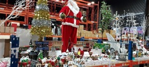 FULL BAY OF MIXED PREMIER CHRISTMAS LOT CONTAINING LARGE ANIMATED SANTA , 32CM LIT SNOW BLOWING LANTERN , TRAIN AROUND THE TREE BOX SET , 60CM SPUTNIK 160 LED'S , 29CM SLIVER TRAIN WATER SPINNER WITH WHITE LED'S , 16CM BO LIT MUSICAL XMAS TRAIN AND CARRI