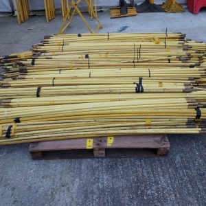 150 + X 2 METRE PVC STRAIGHT FERRET THREADED BT DUCT RODS -