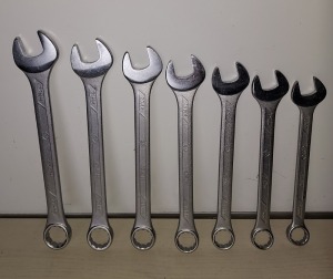 SELECTION OF BRAND NEW C.K METRIC CHROME VANADIUM SPANNERS TO INCLUDE 17 X 22MM / 14 X 21 MM / 18 X 20 MM / 18 X 19 MM / 16 X 18 MM / 20 X 17 MM / 17 X 16 MM - ALL LOOSE