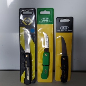 SELECTION OF BRAND NEW C.K KNIVES TO INCLUDE 16 X FOLDING PRUNING KNIFE / 16 X FOLDING POCKET KNIFE / 15 X FOLDING LOCKING POCKET KNIFE - IN 3 BOXES