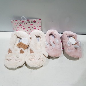 100 X BRAND NEW HELLO KITTY SLIPPERS IN PINK AND CREAM SIZES 11-12 - 13-1 - 4-5