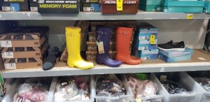 12 X BRAND NEW MIXED WOMEN'S FOOTWEAR LOT CONTAINING 3 KEDDD WARM LINED KNEE HIGH BOOTS IN GREY AND BLACK IN SIZE'S UK 4 AND UK3 , 5 COTSWOLD WELLINGTONS IN YELLOW BROWN AND PURPLE IN SIZE'S 8 AND 8 , 4 SKECHERS SKECH - KNIT SLIP ON BOOTS, ON HALF A SHE