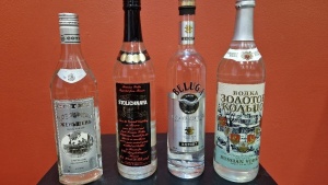 4 X VARIOUS BOTTLE OF IMPORTED VODKA TO INCLUDE, COTKA, STOLICHNAYA, BELUGA EXPORT, GOLDEN RING, SEE PHOTOS FOR FULL DETAILS