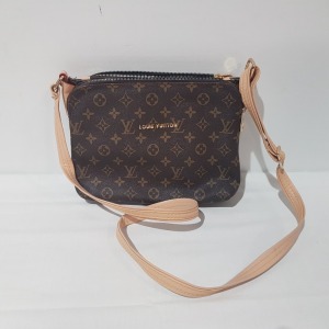 1 X PURSE WITH LONG SHOULDER STRAP, LOUIS VUITTON BRANDED(P)