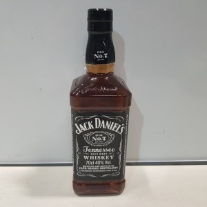 6 X BRAND NEW JACK DANIELS WHISKEY 40% VOL SIZE 70CL