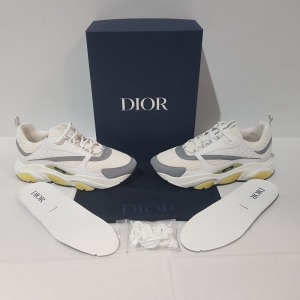 1 X BRAND NEW BOXED DIOR B22 TRAINERS IN WHITE AND YELLOW 20 ELS 45, SIZE 11, WITH SPARE LACES (P)