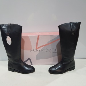 16 X BRAND NEW BOXED IVORY CASTLE ALL ABOUT STYLE KNEE HIGH BOOTS IN STYLE 'RIVER A7884' IN SIZE 5 - IN 2 LARGE BOXES