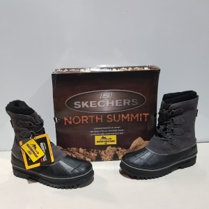 9 X BRAND NEW BOXED SKETCHERS MENS NORTH SUMMIT WATERPROOF BOOTS IN SIZE 10.5, IN STYLE REVINE-HOPKIN IN BLACK AND CHARCOAL