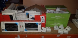 LOT CONTAINING 49 X BLUETOOTH KEYBOARD FOR IPAD MINI AND LARGE QUANTITY OF EUROPEAN TRAVEL ADAPTERS