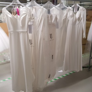 5 X PIECE BRAND NEW MIXED GEORGIA BRIDAL WEDDING DRESS LOT TO INCLUDE 1 X BERKLEY IVORY DRESS SIZE 10 - 1 X BELLA IVORY DRESS SIZE 8 - 1X CREPE OFF SHOULDER FRINGE BUST DRESS SIZE 10 - ETC *** NOTE: ASSETS LOCATED IN BLACKBURN - COLLECT IN PERSON ONLY - B