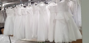 10 X PIECE BRAND NEW MIXED LINZI JAY KIDS COMMUNION DRESS LOT TO INCLUDE JEWELLED WHITE DRESS - FLOWER DETAIL WHITE DRESSES - HALF SLEEVE WHITE DRESS ETC ALL IN VARIOUS SIZES *** NOTE: ASSETS LOCATED IN BLACKBURN - COLLECT IN PERSON ONLY - BOOK SEPARATE C