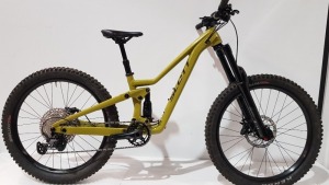 SCOTT RANSOM 400 CHILDRENS BIKE MODEL: 286604 SIZE: KIDS FROM 125CM ORIG RRP: £1959 24' INCH WHEELS (FLIPCHIP 26'' WHEELS) ALLOY FRAME 140MM/130MM TRAVEL FORK/REAR SHOCK SHIMANO BR500 DISC BRAKES KENDA HELLCAT ELITE TYRES SEE ALL IMAGES FOR DETAIL REGISTE