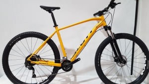 SCOTT BIKE ASPECT 950 BIKE YELLOW MODEL: 422956 SIZE: XL ORIG RRP: £599 ASPECT 700/900 ALLOY FRAME SUNTOUR XCT30-HLO 100MM SHIMANO ALTUS 18 SPEED TEKTRO HYDRAULIC DISC BRAKES KENDA BOOSTER SEE ALL IMAGES FOR DETAIL REGISTERED APPROVED BIDDERS CAN VIEW ON 