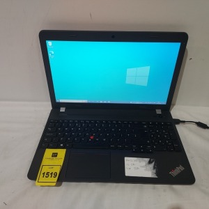 1 X LENOVO E555 LAPTOP AMD A8-7100 - 120GB SSD HDD - 16GB RAM - WINDOWS 10 PRO - BATTERY UNTESTED - WITH CHARGER