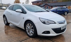 WHITE VAUXHALL ASTRA GTC SRI CDTI, KS13ULW, MILEAGE: 88811 MILES 1 KEY, WITH V5, MOT 22ND JANUARY 2025, AIRCON, CRUISE CONTROL, PARTIAL LEATHER